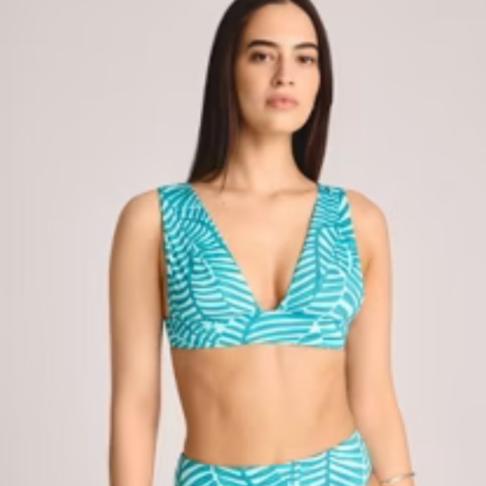 Vitamin A Tropical Palm Print Bikini Top NWT XS | Reversible Tie Front